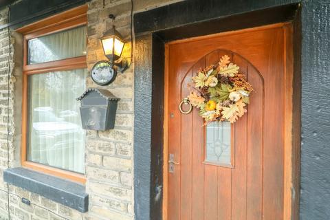 2 bedroom cottage for sale, Marple Road, Glossop SK13