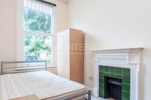 3 bedroom flat to rent, Anson Road, London, NW2