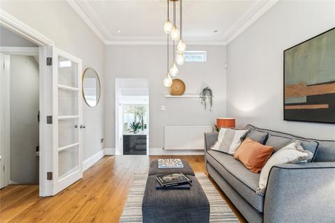 5 bedroom end of terrace house for sale, Leathwaite Road, SW11