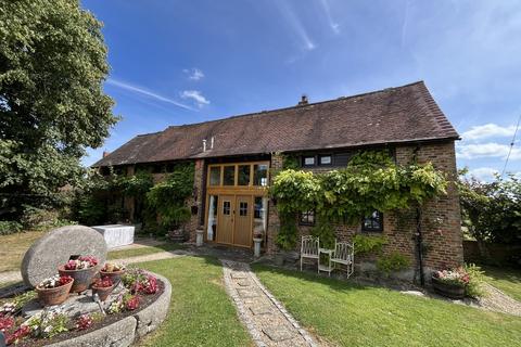 4 bedroom barn conversion to rent, Churcham, Gloucestershire