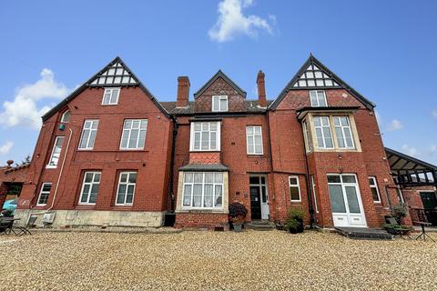 1 bedroom apartment to rent, Studley Manor, 270 Frome Road