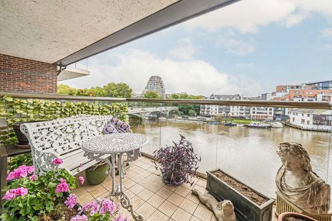 2 bedroom flat for sale, Becketts Place, Kingston Upon Thames KT1