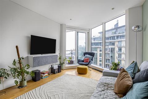 2 bedroom flat for sale, Baltimore House, Battersea Reach, SW18