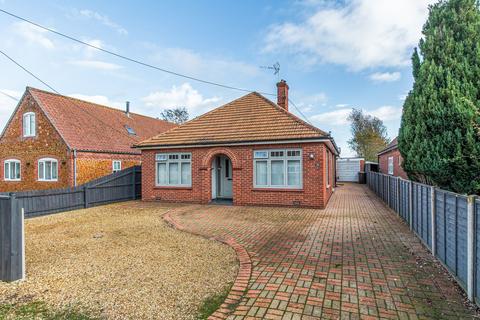 3 bedroom detached bungalow for sale, Kenwood Road, Heacham, PE31