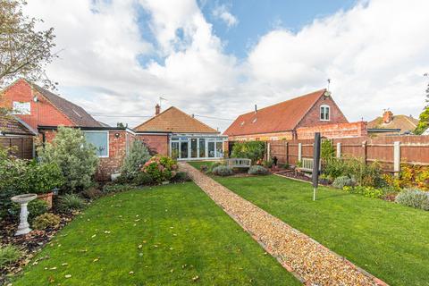 3 bedroom detached bungalow for sale, Kenwood Road, Heacham, PE31