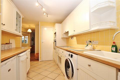 1 bedroom bungalow for sale, Staveley Way, Woking GU21