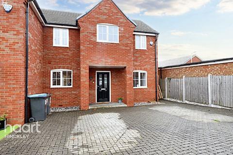 3 bedroom semi-detached house for sale, Hinckley LE10