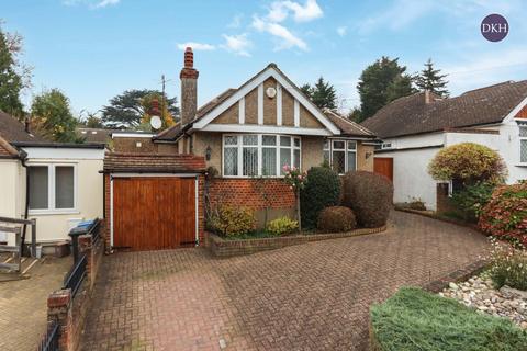 3 bedroom bungalow for sale, Rosecroft Drive, Hertfordshire WD17