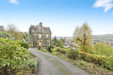 6 bedroom semi-detached house for sale, Spring Gardens Lane, Keighley, BD20 6LS