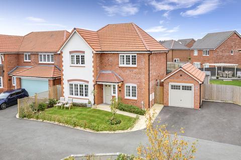 4 bedroom detached house for sale, Beddows Close, Wellington, Telford, TF1 2FW.