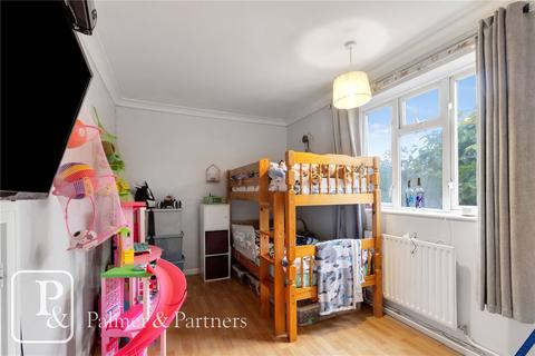 5 Linden Close, Colchester, CO4 3LZ