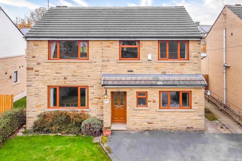 4 bedroom detached house for sale, Marsh Gardens, Honley, Holmfirth