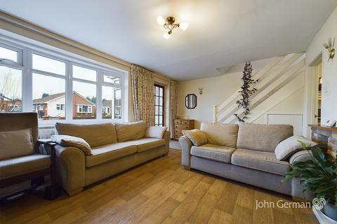 124 Byrds Lane, Uttoxeter, ST14 7NB