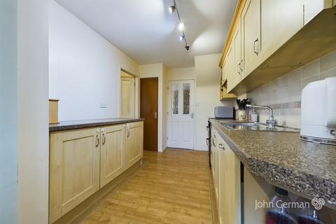 124 Byrds Lane, Uttoxeter, ST14 7NB