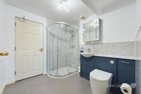 124 Byrds Lane, Uttoxeter, ST14 7NB