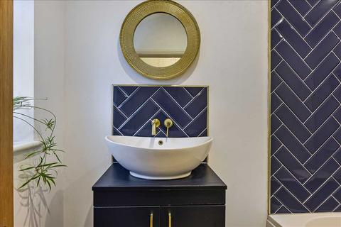 95 Fleet End Road, Warsash, Southampton, SO31 9JH