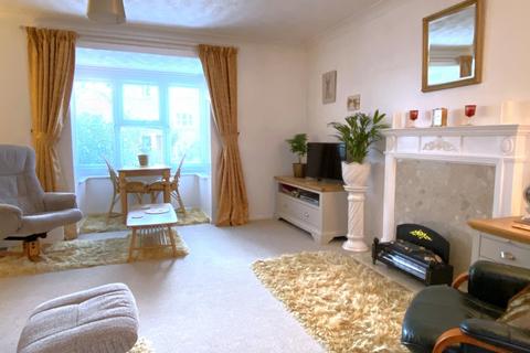 2 bedroom detached house for sale, Ashdown Court, Cromer NR27