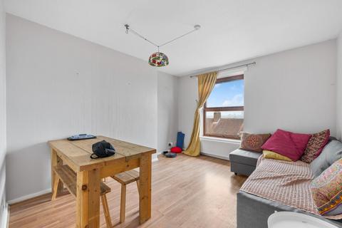 1 bedroom flat for sale, Harrington Hill, London, E5