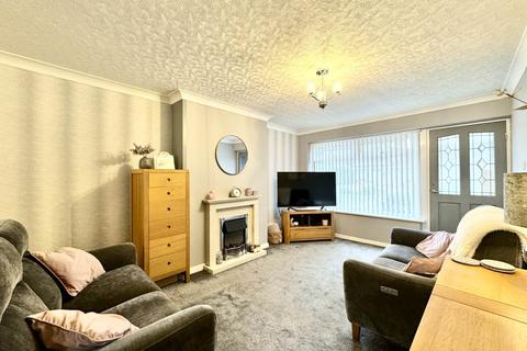 3 bedroom semi-detached house for sale, Stirling Crescent, St Helens