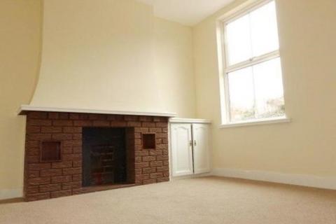 2 bedroom semi-detached house to rent, Brookland Road, Walsall Wood