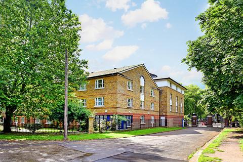 1 bedroom apartment for sale, Victoria Park Road, London E9