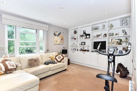 1 bedroom apartment for sale, Victoria Park Road, London E9