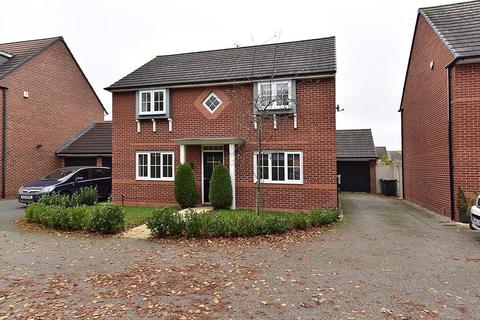 4 bedroom detached house to rent, Stubbs Lane, Lostock Gralam