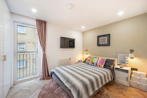 1 bedroom flat for sale, Seacon Tower, 5 Hutchings Street, London