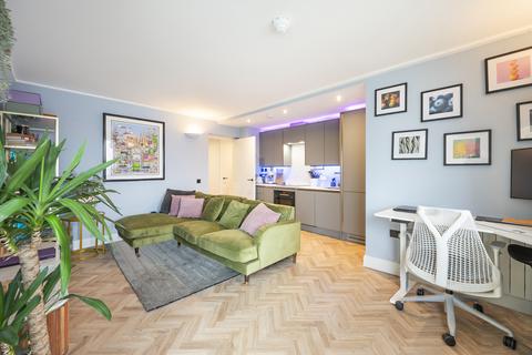 1 bedroom flat for sale, Seacon Tower, 5 Hutchings Street, London