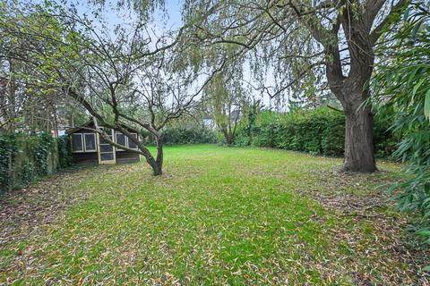 6 bedroom detached house for sale, Elms Road, Harrow