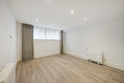 Studio to rent, Fordie House, 82 Sloane Street, Knightsbridge, London