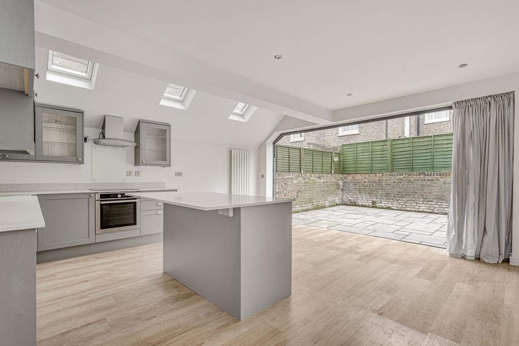 Kitchen Side