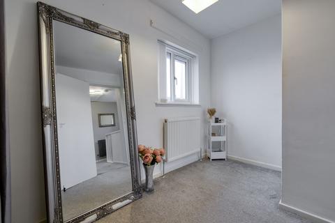 165 Blacon Point Road, Blacon, Chester, CH1 5NQ