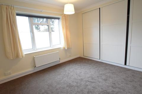 2 bedroom apartment to rent, Verwood Crescent, Bournemouth