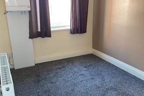 2 bedroom flat to rent, Fitzroy terrace, Sunderland SR5