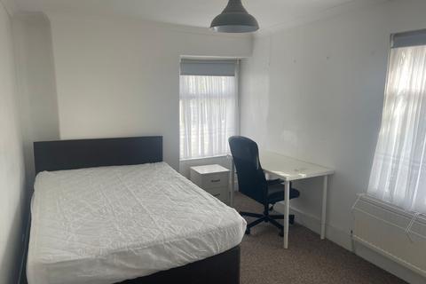 3 bedroom terraced house to rent, Norfolk Street, Swansea, SA1