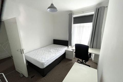 3 bedroom terraced house to rent, Norfolk Street, Swansea, SA1