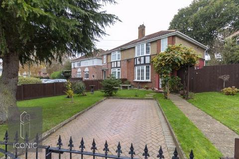 3 bedroom semi-detached house for sale, Arnold Miller Close, Norwich