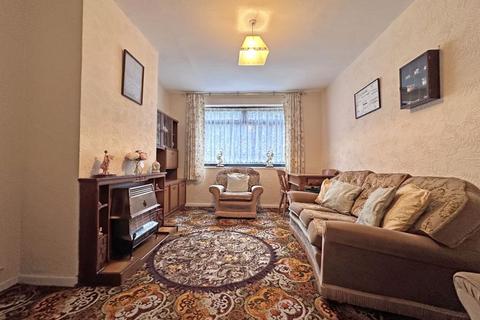 3 bedroom semi-detached house for sale, Oval Road, TIPTON, DY4 9RT