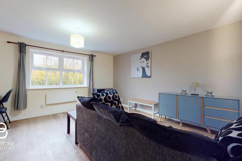 2 bedroom flat to rent, Massingberd Way, London