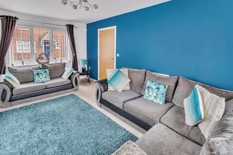 3 bedroom detached house for sale, Shuttle Drive, Heywood, OL10 3FJ