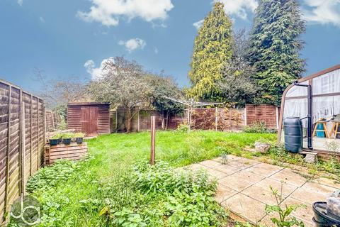 4 bedroom detached house for sale, Tabor Road, Colchester