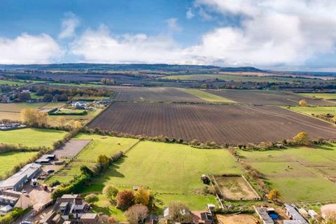 2 bedroom detached house for sale, Springfield Road, Eaton Bray, LU6