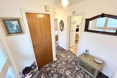 2 bedroom bungalow for sale, Lon Y Gaer, Conwy