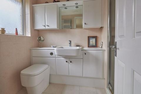 2 Betony Rise, Exeter, EX2 5RR