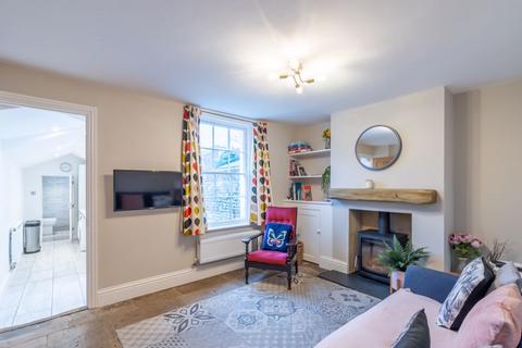 3 bedroom terraced house for sale, Orchard Street, Chichester