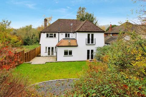 4 bedroom detached house for sale, Chipstead