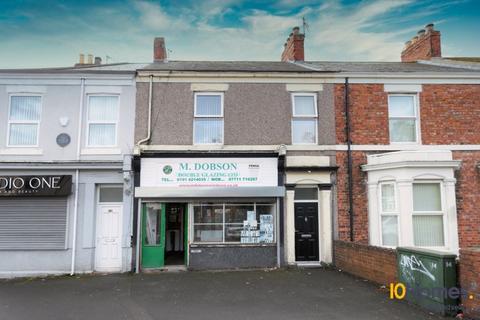 Shop to rent, Albert Road, Jarrow