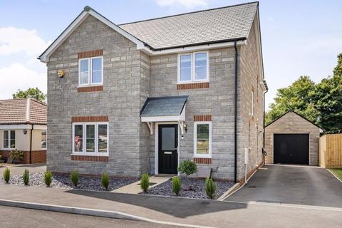 4 bedroom detached house for sale, Pepper Drive, Somerton