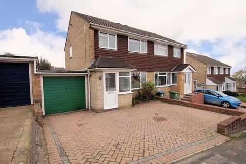 3 bedroom semi-detached house for sale, Weyhill Close, Fareham PO16